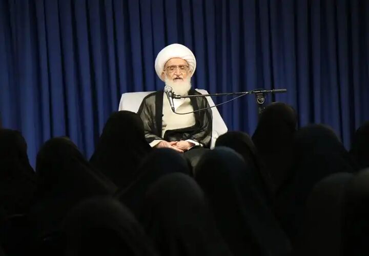 دعوت آیت الله نوریهمدانی از مردم برای حضور در انتخابات دعوت آیت الله نوریهمدانی از مردم برای حضور در انتخابات