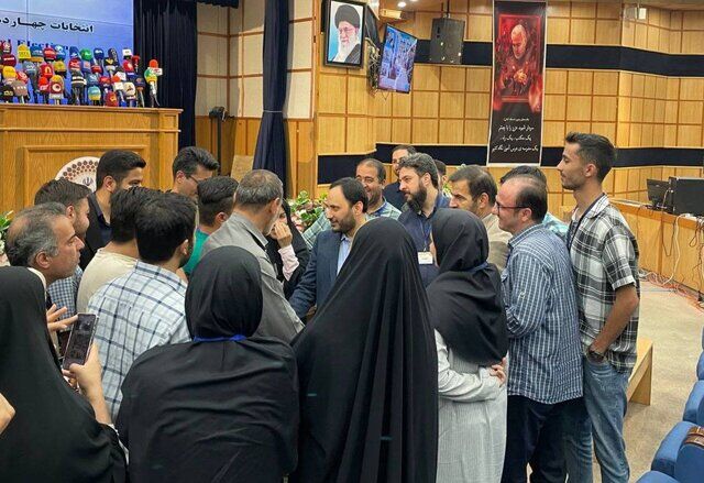 بازدید سخنگوی دولت از ستاد انتخابات کشور بازدید سخنگوی دولت از ستاد انتخابات کشور