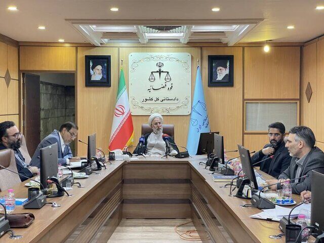 نامزدهای انتخاباتی در مناظرات خدمات نظام را نادیده نگیرند نامزدهای انتخاباتی در مناظرات خدمات نظام را نادیده نگیرند