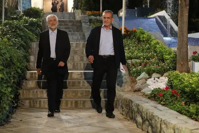 پخش آخرین مناظره و روز شلوغ نامزدها در تلویزیون پخش آخرین مناظره و روز شلوغ نامزدها در تلویزیون