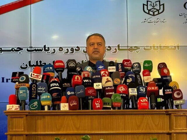 فرایند اخذ رأی تا ساعت ۲۴ تمدید شد فرایند اخذ رأی تا ساعت ۲۴ تمدید شد