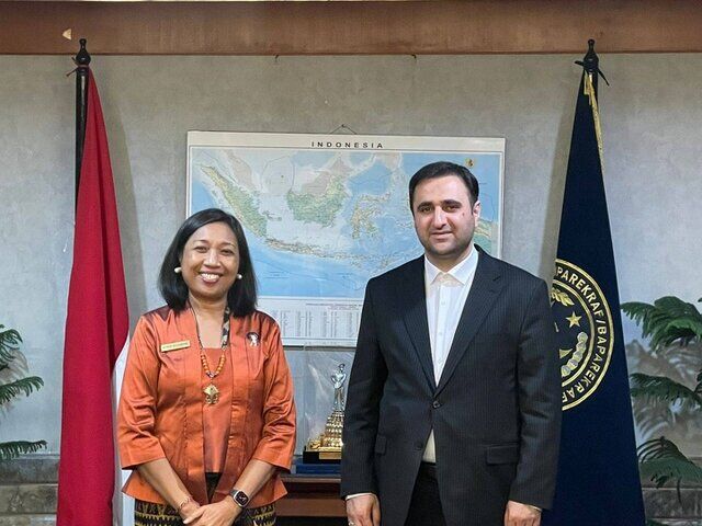 پیگیری ایران و اندونزی برای برقراری پرواز مستقیم پیگیری ایران و اندونزی برای برقراری پرواز مستقیم