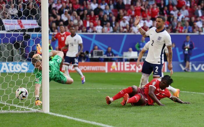 صعود انگلیس به نیمهنهایی در ضیافت پنالتیها/ ترمز شگفتیسازی سوئیس کشیده شد صعود انگلیس به نیمهنهایی در ضیافت پنالتیها/ ترمز شگفتیسازی سوئیس کشیده شد