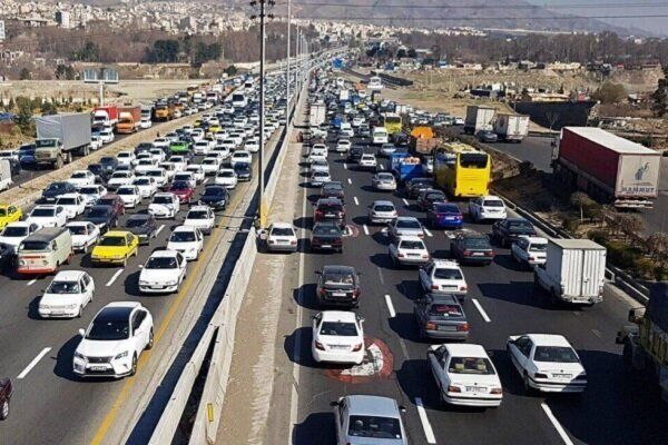وضعیت ترافیک صبحگاهی در پایتخت/ بار ترافیک در بزرگراهها وضعیت ترافیک صبحگاهی در پایتخت/ بار ترافیک در بزرگراهها
