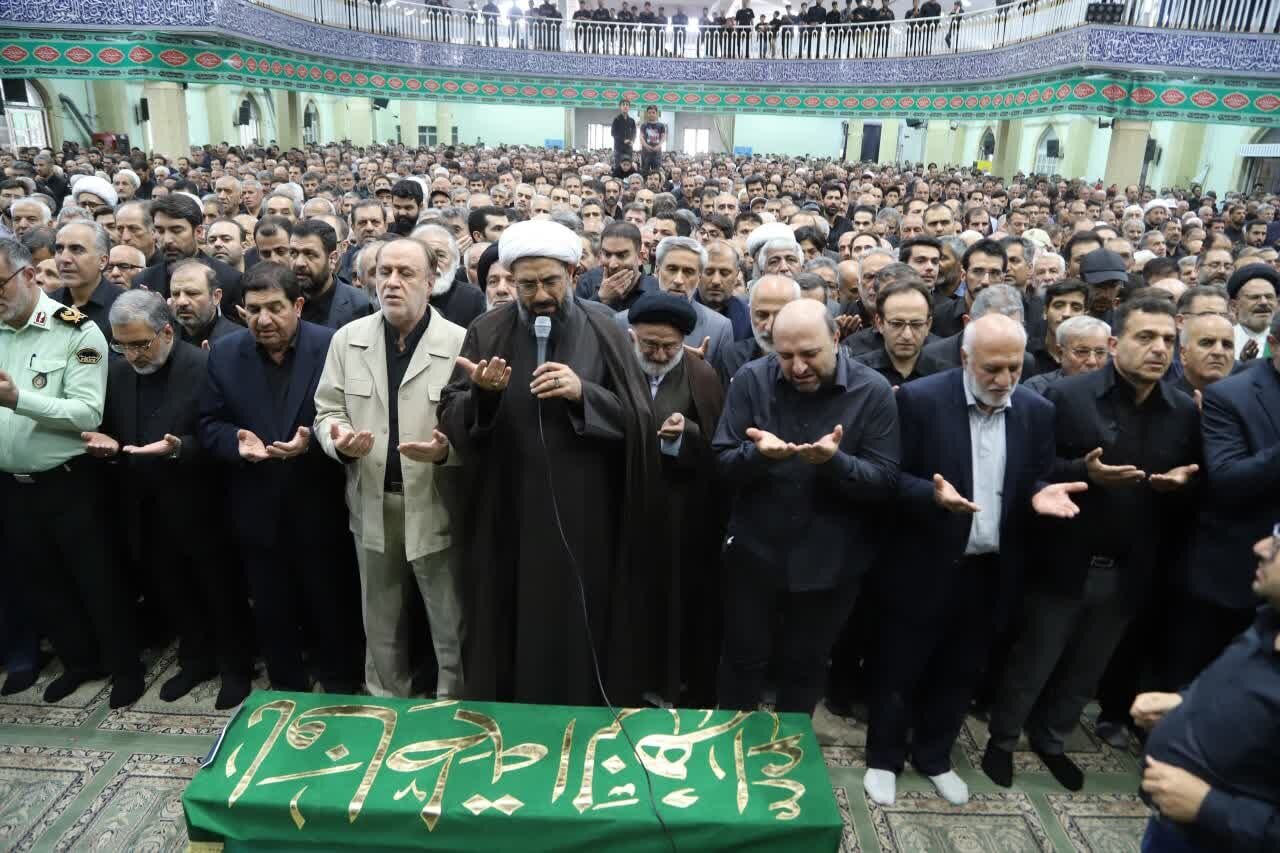 تشییع و اقامه نماز بر پیکر پدر شهیدان «حجازی» با حضور سرپرست ریاست جمهوری