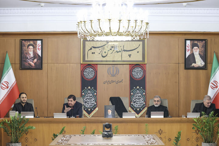 تاکید مخبر بر تامین منابع برای تکمیل مصوبات سفرهای استانی تاکید مخبر بر تامین منابع برای تکمیل مصوبات سفرهای استانی