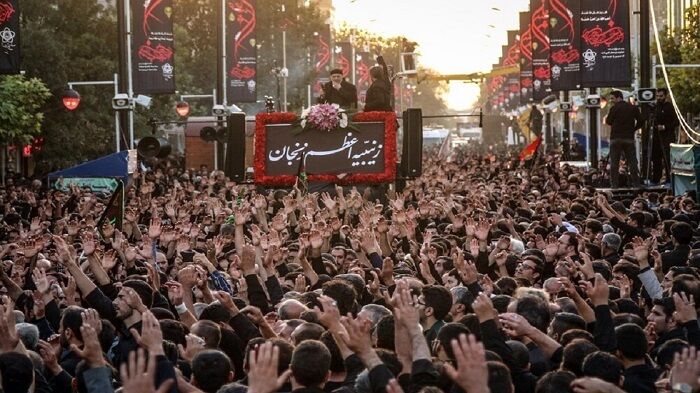 یومالزینب(س) زنجانیها آغاز شد/ طنین «یا زینب» عزاداران یومالزینب(س) زنجانیها آغاز شد/ طنین «یا زینب» عزاداران