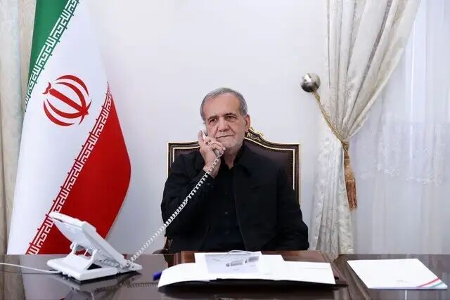 تلاش میکنیم موانع احتمالی در توسعه روابط با مالزی را از میان برداریم تلاش میکنیم موانع احتمالی در توسعه روابط با مالزی را از میان برداریم