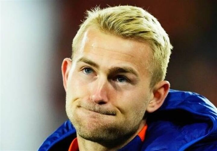 توقف مذاکرات منچستریونایتد و بایرن بر سر دلیخت توقف مذاکرات منچستریونایتد و بایرن بر سر دلیخت