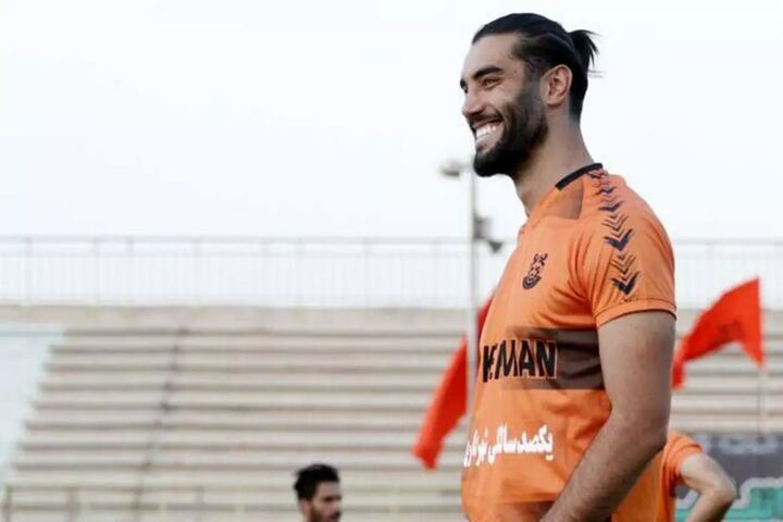 تمدید قرارداد آلومینیوم با شروین بزرگ تمدید قرارداد آلومینیوم با شروین بزرگ