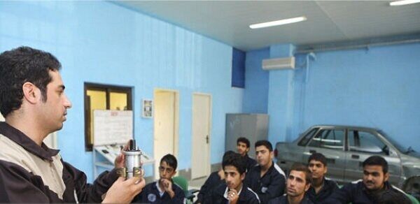 آغاز ثبتنام و انتخاب رشته در کاردانی فنی و حرفهای از ۳۰ مردادماه آغاز ثبتنام و انتخاب رشته در کاردانی فنی و حرفهای از ۳۰ مردادماه