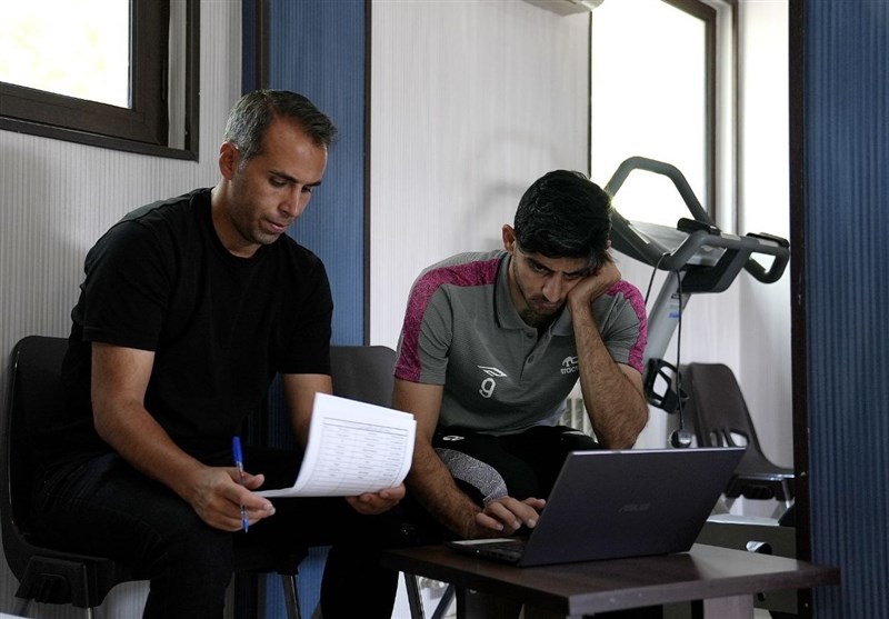 تصاویر/ حضور تراکتوریها در ایفمارک