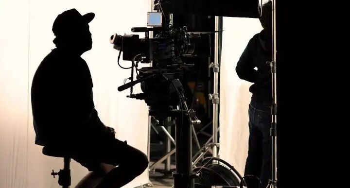 مستندهای شبکه افق از اقتصاد مقاومتی تا مفاخر ایران زمین مستندهای شبکه افق از اقتصاد مقاومتی تا مفاخر ایران زمین