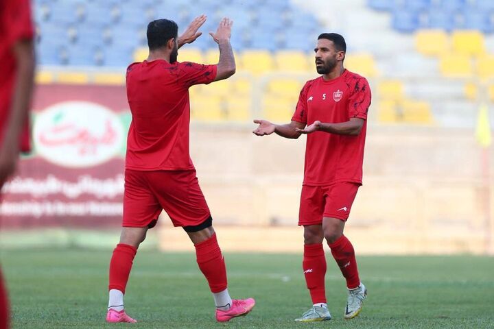 رونمایی پرسپولیس  از اولین ترکیب با سرمربی و چند بازیکن جدید رونمایی پرسپولیس  از اولین ترکیب با سرمربی و چند بازیکن جدید