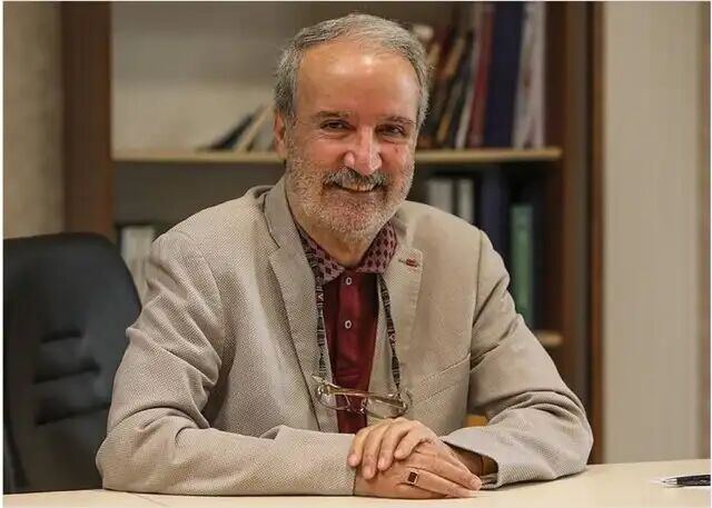 «مرتضی سرهنگی» در بیمارستان/ وزیر فرهنگ از این نویسنده عیادت کرد «مرتضی سرهنگی» در بیمارستان/ وزیر فرهنگ از این نویسنده عیادت کرد