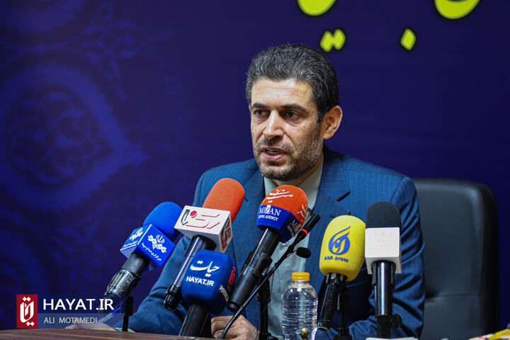 استفاده از محتواهای آموزشی جدید در کنار کتب درسی استفاده از محتواهای آموزشی جدید در کنار کتب درسی