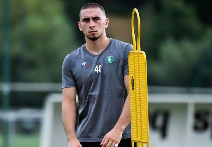 توافق پرسپولیس با دروازهبان الجزایری توافق پرسپولیس با دروازهبان الجزایری