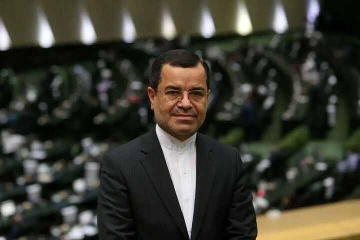 وزیر آموزش و پرورش  باید بتواند طرح رتبهبندی و ساماندهی معلمان را اجرایی کند وزیر آموزش و پرورش  باید بتواند طرح رتبهبندی و ساماندهی معلمان را اجرایی کند