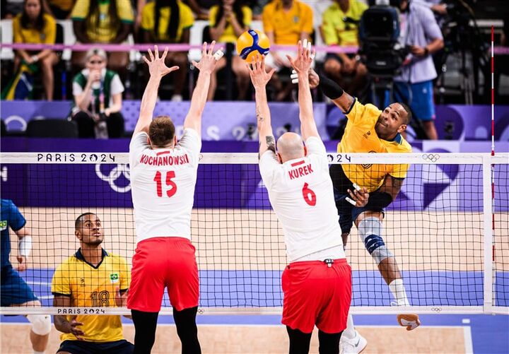 لهستان، پیروز جدال غولها لهستان، پیروز جدال غولها