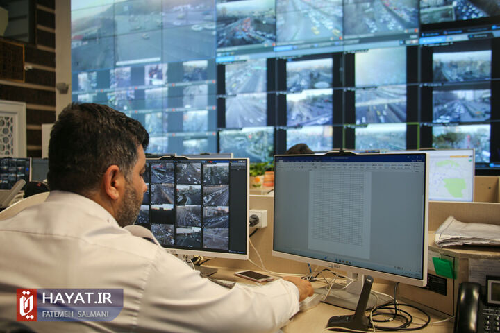 ترافیک سنگین صبحگاهی در آزادراه کرج - قزوین ترافیک سنگین صبحگاهی در آزادراه کرج - قزوین