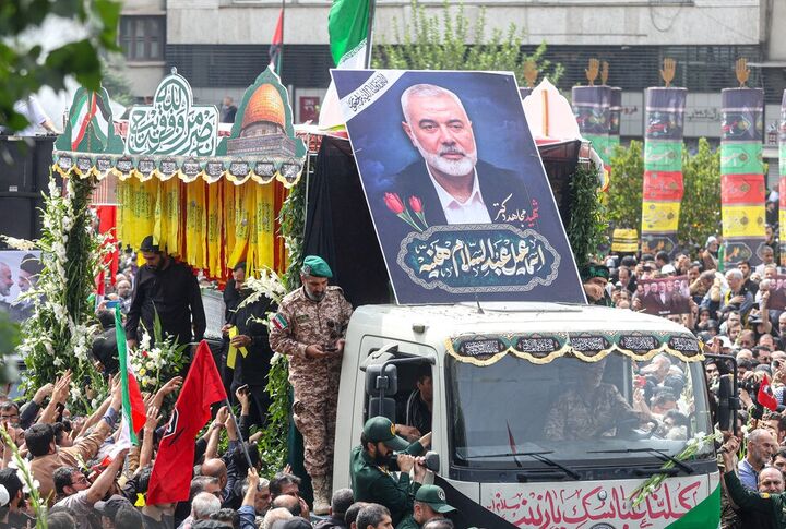 گزارش حیات از مراسم تشییع پیکر شهید اسماعیل هنیه در تهران گزارش حیات از مراسم تشییع پیکر شهید اسماعیل هنیه در تهران