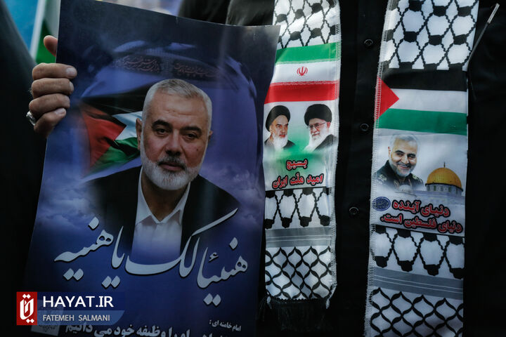 نامگذاری خیابانی به نام «شهید اسماعیل هنیه» در تهران نامگذاری خیابانی به نام «شهید اسماعیل هنیه» در تهران