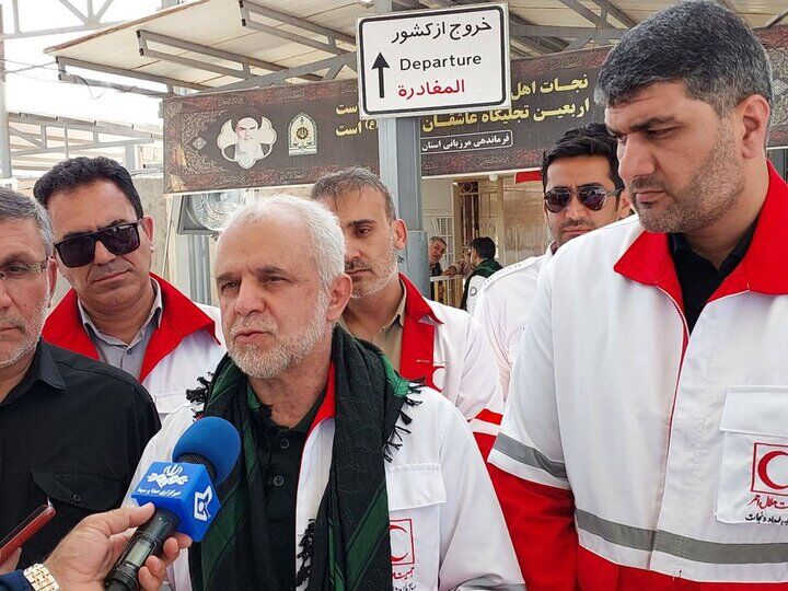 خدماترسانی۶ هزار نفر کادر درمان داوطلب در مسیر کربلا به نجف خدماترسانی۶ هزار نفر کادر درمان داوطلب در مسیر کربلا به نجف