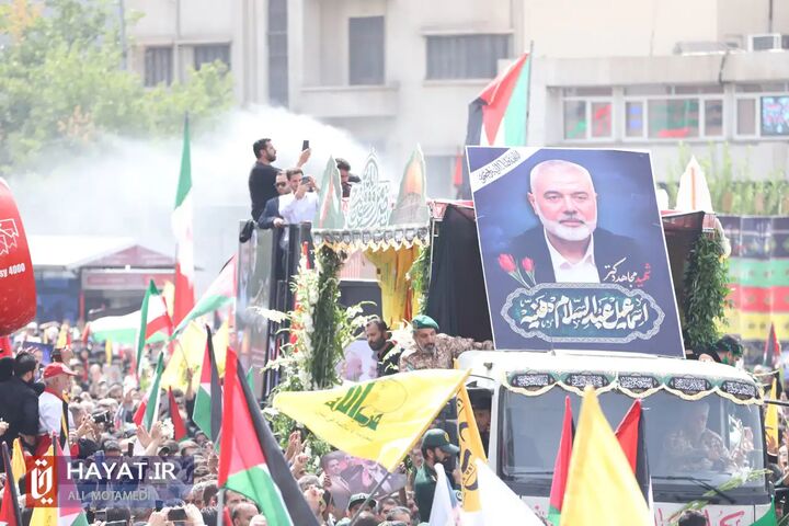 اهالی هنر و اندیشه به سوگ مهمان عزیز ایران نشستند اهالی هنر و اندیشه به سوگ مهمان عزیز ایران نشستند