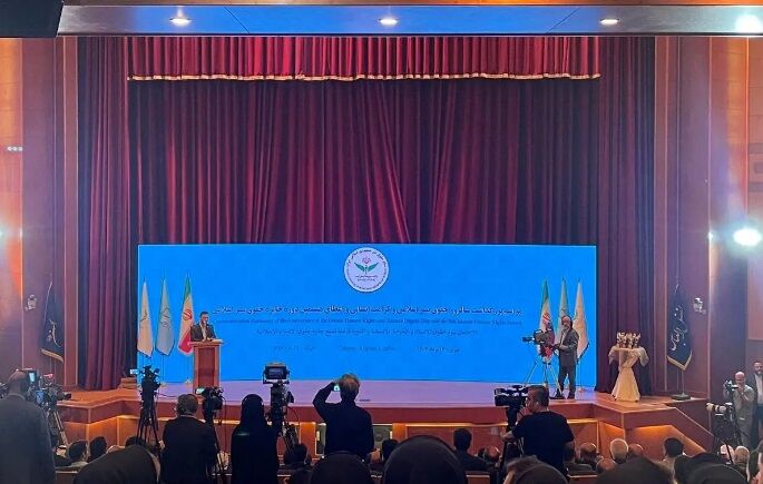 اعطای جایزه حقوق بشر اسلامی به شهید هنیه/ از خانواده شهید امیرعبداللهیان تجلیل شد اعطای جایزه حقوق بشر اسلامی به شهید هنیه/ از خانواده شهید امیرعبداللهیان تجلیل شد