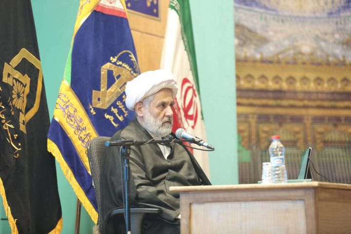 پزشکیان فقط می خواهد در چارچوب نظام حرکت کند پزشکیان فقط می خواهد در چارچوب نظام حرکت کند