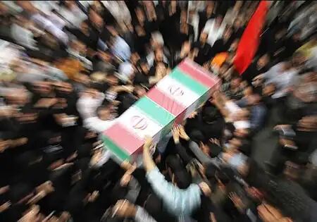 تشییع پیکر مطهر آزاده و جانباز «احمد مهدی پور» در شوشتر تشییع پیکر مطهر آزاده و جانباز «احمد مهدی پور» در شوشتر