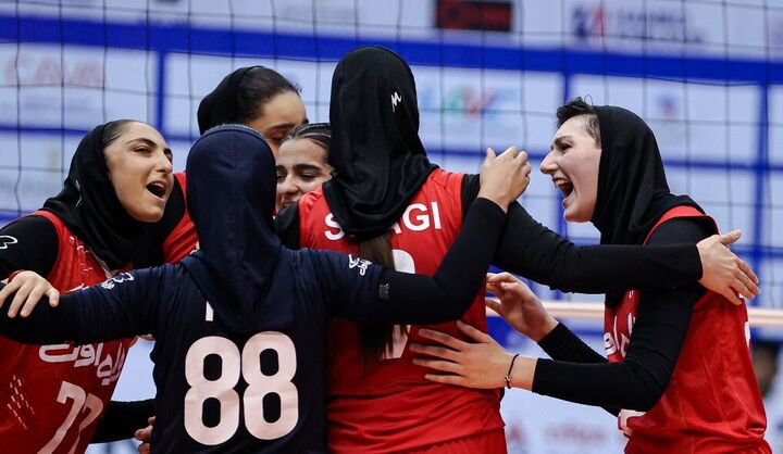 صدرنشینی تیم ملی والیبال زنان با پیروزی مقابل نپال صدرنشینی تیم ملی والیبال زنان با پیروزی مقابل نپال