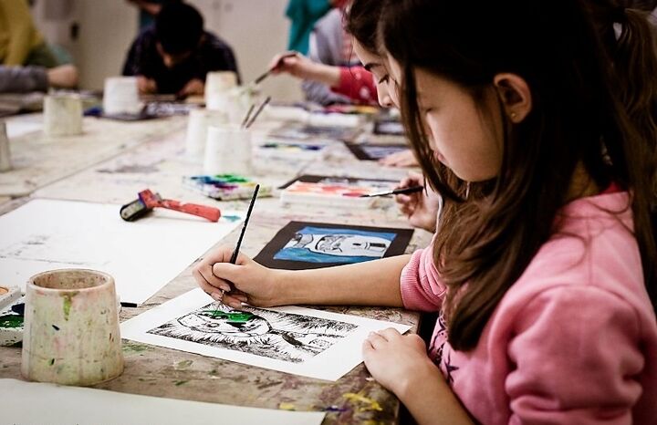 فعالیتهای هنری چه تاثیری بر کاهش اضطراب کودکان دارد؟ فعالیتهای هنری چه تاثیری بر کاهش اضطراب کودکان دارد؟