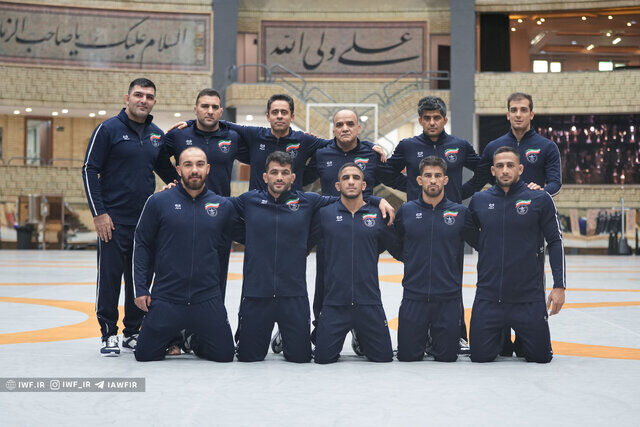 تیم ملی کشتی آزاد عازم پاریس شد تیم ملی کشتی آزاد عازم پاریس شد