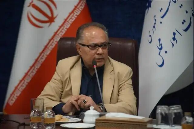 مصمم به ارتقاء سطح روابط دولت و مجلس هستیم مصمم به ارتقاء سطح روابط دولت و مجلس هستیم