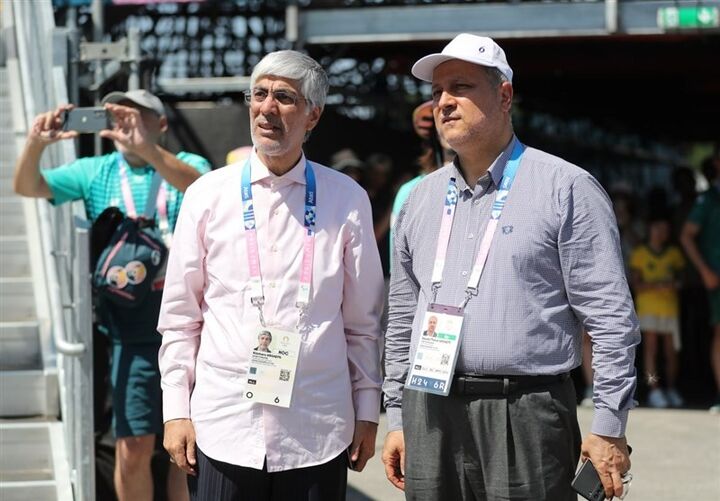 حضور وزیر ورزش در محل برگزاری مسابقات سنگنوردی حضور وزیر ورزش در محل برگزاری مسابقات سنگنوردی