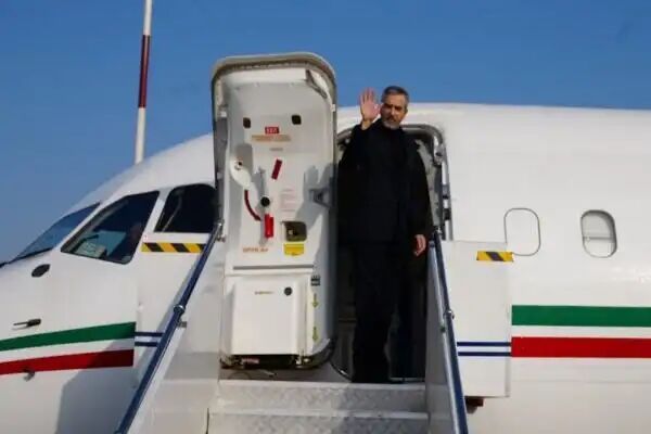 باقری عازم جده شد   باقری عازم جده شد