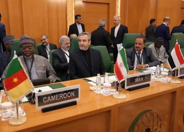 حضور باقری در نشست فوقالعاده سازمان همکاری اسلامی در جده حضور باقری در نشست فوقالعاده سازمان همکاری اسلامی در جده