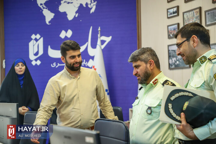 سردار