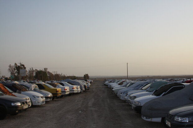 توقف و پارک خودرو در تمام مسیرهای منتهی به شهر مهران ممنوع است توقف و پارک خودرو در تمام مسیرهای منتهی به شهر مهران ممنوع است