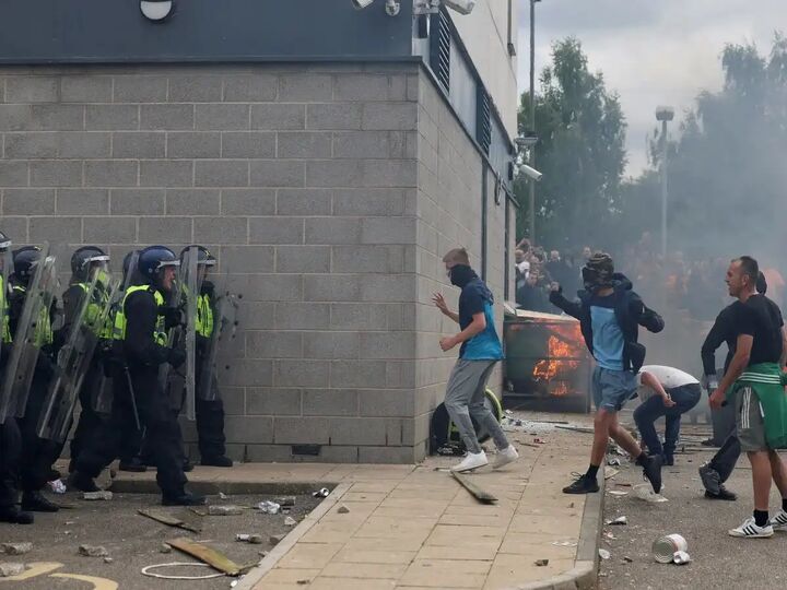 بازداشت ۷۴۱ نفر در جریان ناآرامیهای اخیر انگلیس بازداشت ۷۴۱ نفر در جریان ناآرامیهای اخیر انگلیس