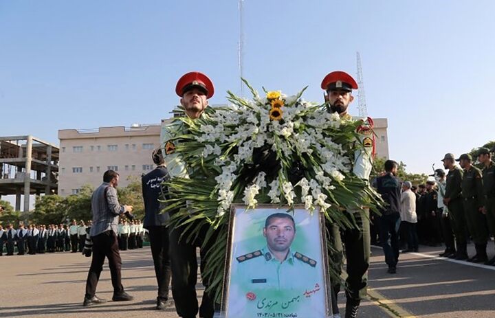 تشییع پیکر شهید مدافع امنیت در تبریز تشییع پیکر شهید مدافع امنیت در تبریز