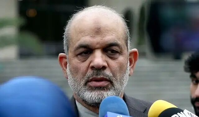 توصیههای مهم وزیر کشور به مسافران عتبات عالیات توصیههای مهم وزیر کشور به مسافران عتبات عالیات
