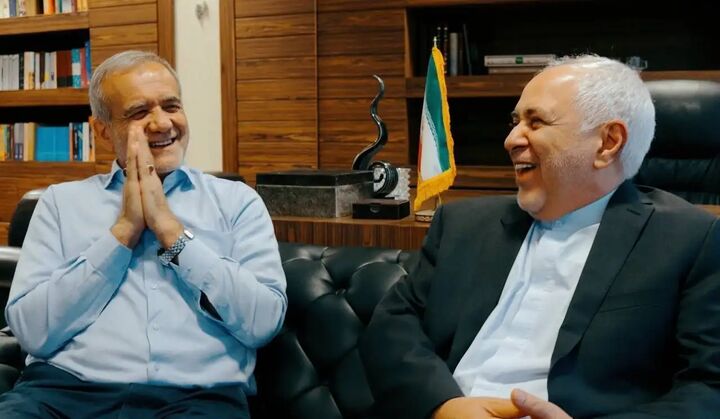 ظریف: هرجا باشم از پزشکیان و دولتش پشتیبانی میکنم ظریف: هرجا باشم از پزشکیان و دولتش پشتیبانی میکنم