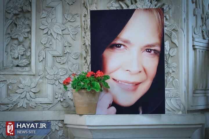 شیوه بازیگری  «بیتا فرهی» حیرت انگیز بود/ فرهی عشق زیادی به وطن خود داشت شیوه بازیگری  «بیتا فرهی» حیرت انگیز بود/ فرهی عشق زیادی به وطن خود داشت