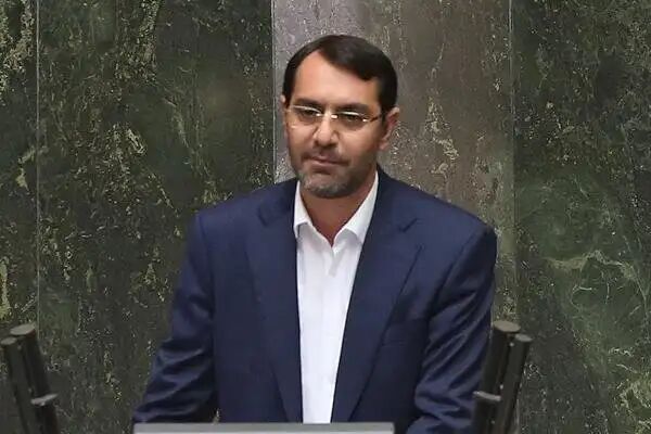 زارع: تیم اقتصادی دولت حال خوبی دارد زارع: تیم اقتصادی دولت حال خوبی دارد