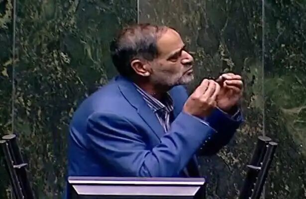 عباسپور: ظفرقندی بیانیههایی در حمایت از اغتشاشات امضاء کرده است عباسپور: ظفرقندی بیانیههایی در حمایت از اغتشاشات امضاء کرده است