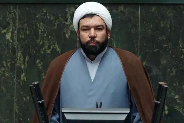 سبزی: «نوریقزلجه» با گوشت و پوست خود مشکلات حوزه کشاورزی را لمس کرده است سبزی: «نوریقزلجه» با گوشت و پوست خود مشکلات حوزه کشاورزی را لمس کرده است