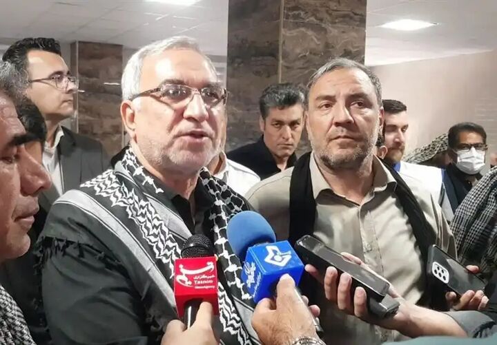 استقرار ۱۵۰ آمبولانس در مرز مهران برای خدمترسانی به زائران استقرار ۱۵۰ آمبولانس در مرز مهران برای خدمترسانی به زائران