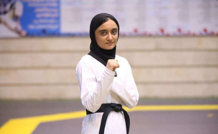 میخواهم باعث افتخار کشورم شوم میخواهم باعث افتخار کشورم شوم